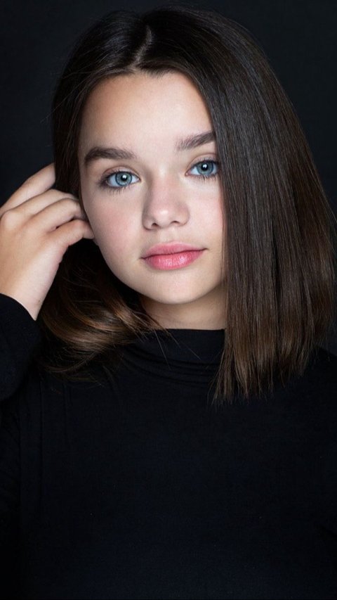 Once Viral as the Most Beautiful Child in the World, Here's the Latest Portrait of Anastasiya Knyazeva as a Teenage Model