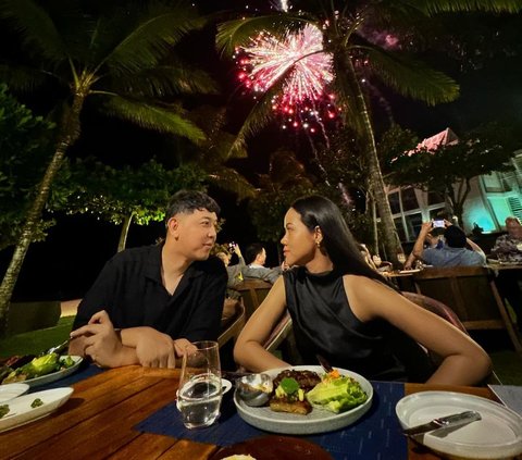 Potret Mahalini dan Rizky Febian Bulan Madu di Bali Bareng Yura Yunita dan Suami