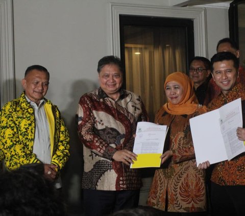 FOTO: Momen Golkar Resmi Usung Khofifah-Emil Dardak Maju Pilgub Jatim 2024