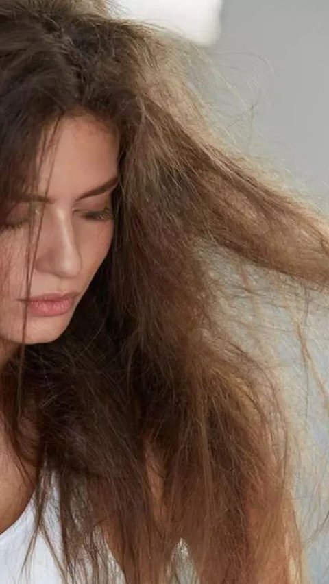 The cause of dry hair, could be because of this simple mistake.