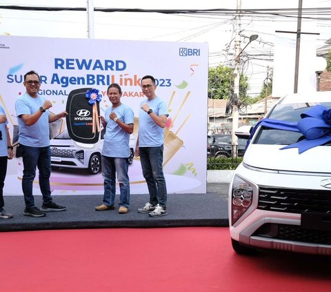 BRI Bagikan Mobil untuk Agen BRILink Berprestasi di Yogyakarta