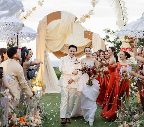 Rizky Febian and Mahalini Hold a Reception in Bali, Sule Gives a Deep Message