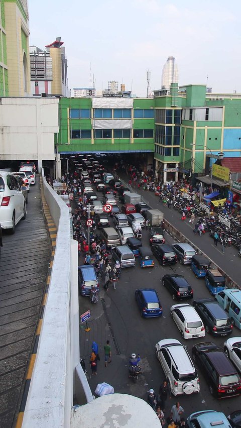 Viral Pungli Berlapis Berdalih Retribusi di Tanah Abang, Sopir Truk Nyaris Habis Rp100 Ribu