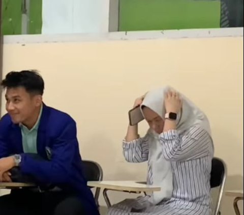 Momen Witan Sulaeman Goes to Campus Accompanied by His Shy Wife Becomes the Spotlight