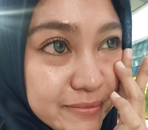 Indonesian Migrant Worker Immediately Cries Tears of Joy After Hearing the Azan at Soekarno-Hatta Airport, His Reason is Touching