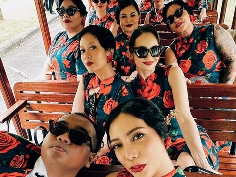 Potret Cantik Enzy Storia saat jadi Bridesmaid, Penampilannya Bikin Salfok