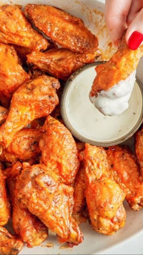 A Restaurant Created A Super Spicy Wing Challenge But Participants Must