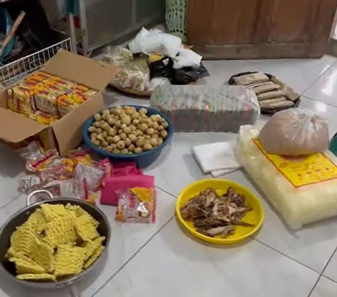 Ncess Nabati Pulang Kampung Buka Bisnis Jualan Bakso 'Enggak Ngambil Untung, Ngambilnya Pahala'
