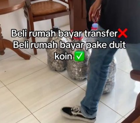 Menabung 3 Tahun di Galon Bekas, Pria Ini Beli Rumah dengan Uang Koin Senilai Rp 46 Juta