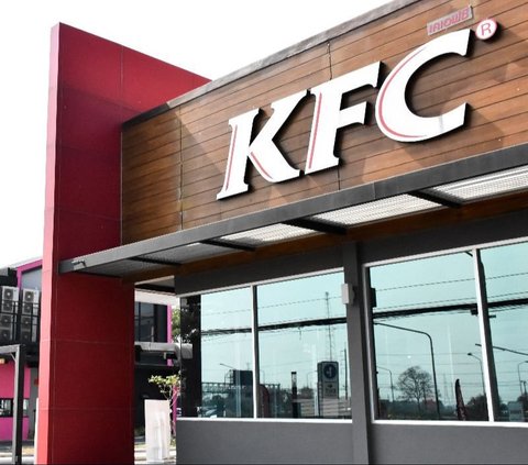 100 KFC Outlets in Malaysia Temporarily Closed Amidst Boycott Campaign Accusing the Product of Supporting Israel