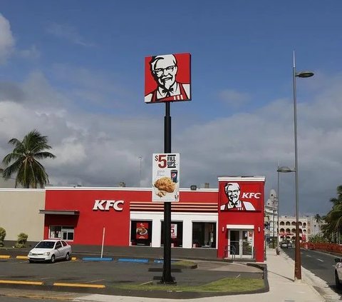 100 KFC Outlets in Malaysia Temporarily Closed Amidst Boycott Campaign Accusing the Product of Supporting Israel
