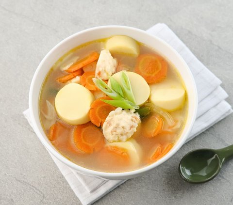 Simple and Refreshing Clear Shrimp Soup Recipe
