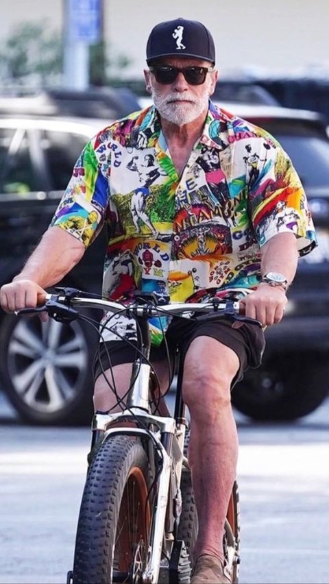 Membangun Perusahaan Produksi Film Bernama Oak Productions