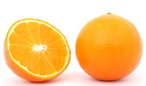 <b>Buah Jeruk atau Buah Mengandung Vitamin C.</b><br>