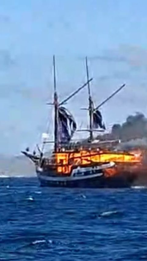 Kronologi Kapal Wisata di Labuan Bajo Terbakar Saat Mengantar Wisatawan