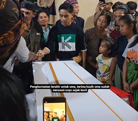 Neneknya Meninggal Langsung Pulang Kampung, Tangis Betrand Peto Pecah saat Lihat Jenazah