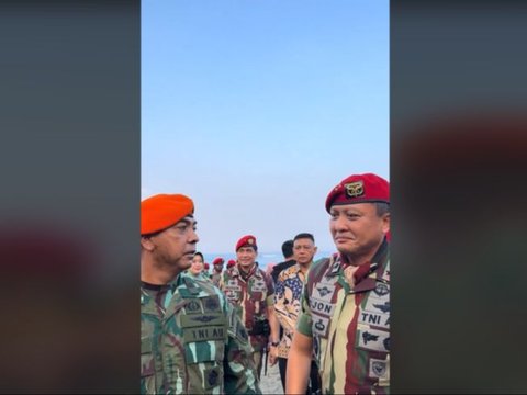 Mayjen Djon Afriandi Salami Prajurit Kopassus Usai Pembaretan, Ternyata Anak Perwira TNI AU