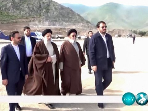 FOTO: Detik-Detik Helikopter yang Ditumpangi Presiden Iran Ebrahim Raisi Lepas Landas Sebelum Akhirnya Jatuh di Pegunungan