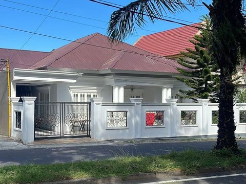 Momen KPK Segel Rumah Mewah SYL Hasil Palak Anak Buah di Kementan