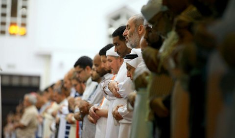 Sholat yang Pahalanya Setara dengan Haji