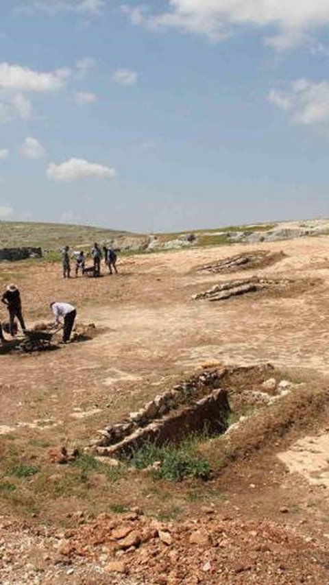 Makam Zaman Romawi Berusia 2000 Tahun Ditemukan di Turki, Dijaga Banteng Dewa Jupiter
