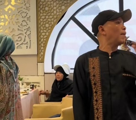 Momen Abdul Rozak Ayah Ayu Ting Ting Marah ke Orang Malaysia di Tanah Suci: Jangan Menghina Negara Saya!