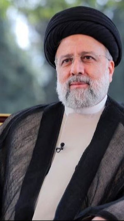 Mokhber menjadi wakil presiden pertama pada tahun 2021 ketika Raisi terpilih sebagai presiden.