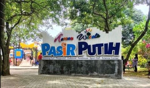 <b>Taman Wisata Pasir Putih</b><br>