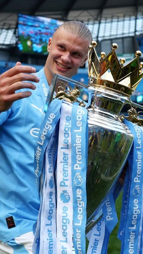 Mereka juga menjadi tim pertama yang berhasil menjadi juara dalam empat musim beruntun di Premier League. Foto: REUTERS