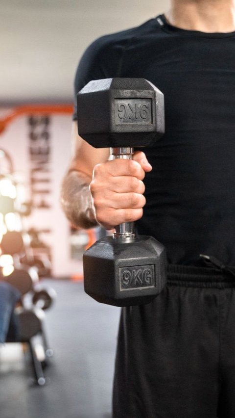 <b>Gerakan Dumbell untuk Jantung</b>