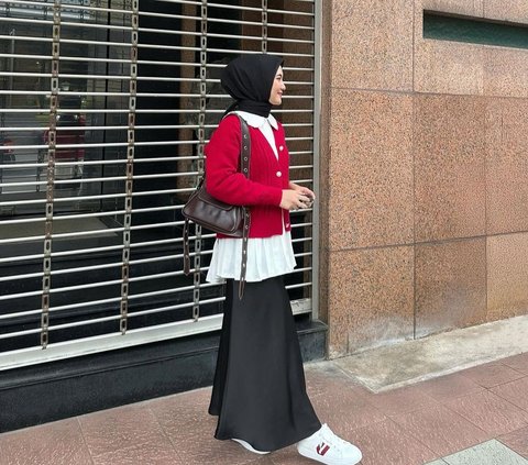Casual Hijab Outfit Choices with a Combination of 3 Classic Colors