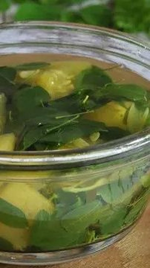 <b>Resep Sayur Bening Kelor Timun</b><br>