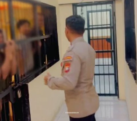 Viral Momen Polisi Traktir Tahanan Lapas Nasi Padang, Aksinya Tuai Pujian Warganet