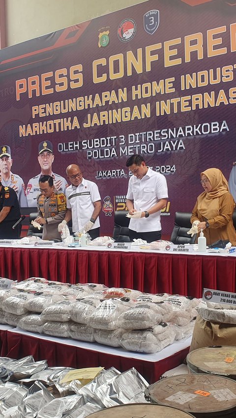 Siasat Home Industry Pil PCC di Bogor, Masuk Jaringan Internasional Berkamuflase Bengkel