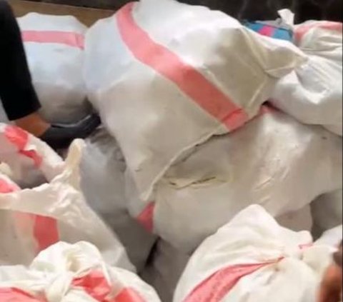 Viral! Appearance of Paper Money Trash in a Bag Worth Rp1.5 Billion Thrown Away Just Like That