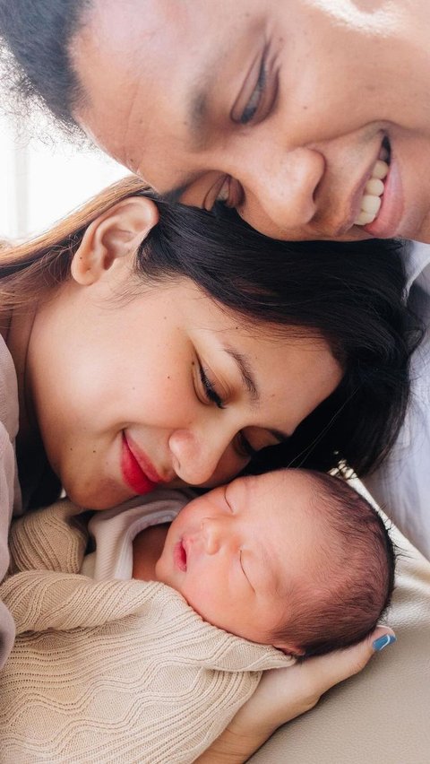Time is running out for Sales, Indah Permatasari's Mother Doesn't Care About Grandchild's Face