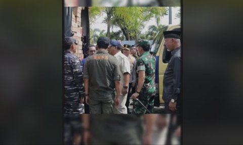 Tangan Jenderal Kopassus saat Dampingi Prabowo Subianto Jadi Sorotan, Gercep Singkirkan Ancaman