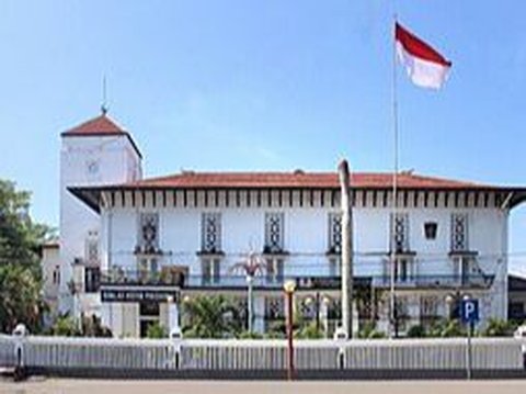 Menilik Sejarah Gedung Balai Kota Padang, Bangunan Klasik yang Kental dengan Budaya Kolonial