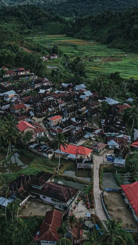 Berkunjung ke Kampung Sarugo, Melihat Langsung Budaya Minangkabau Melalui Rumah Gadang<br>