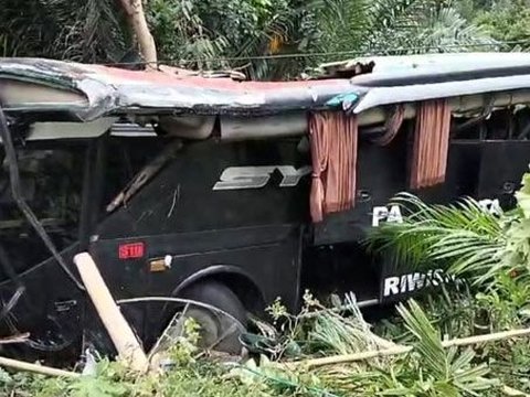 It Happened Again! Convoy Bus of MIN 1 Pesisir Barat Falls into a Ravine in Lampung, 6 People Injured