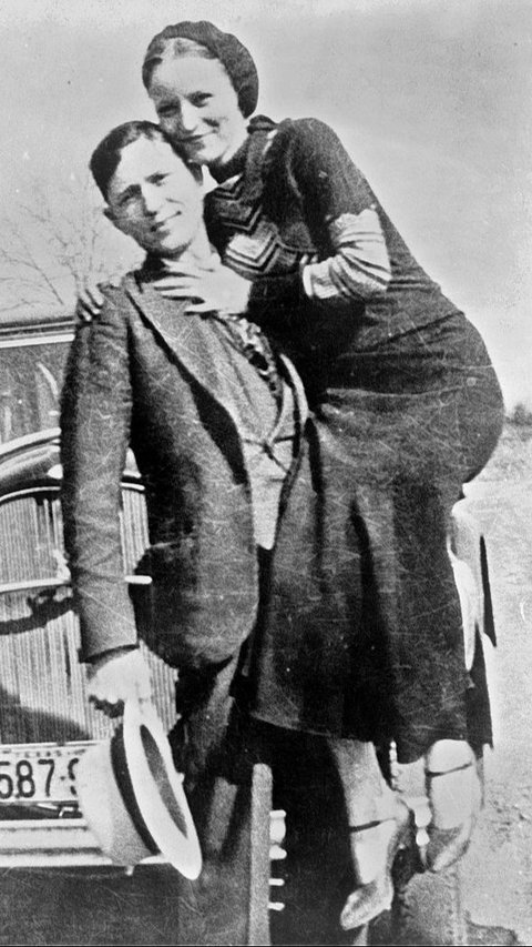 <b>23 Mei 1934 Pasangan Perampok Bonnie dan Clyde Terbunuh, Jadi Bagian dari Pop Culture</b>