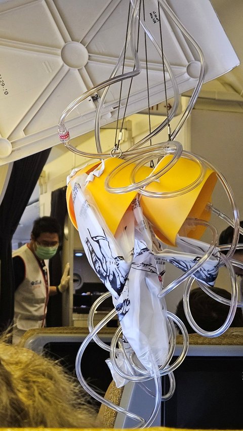 Pilot menyatakan keadaan darurat medis dan mengalihkan pesawat ke Bangkok. Foto: REUTERS<br>