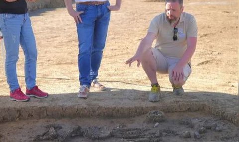 Arkeolog Temukan Makam 'Wali Kota' Zaman Batu Berusia 6.800 Tahun, Dikubur Bersama Gigi Babi Hutan