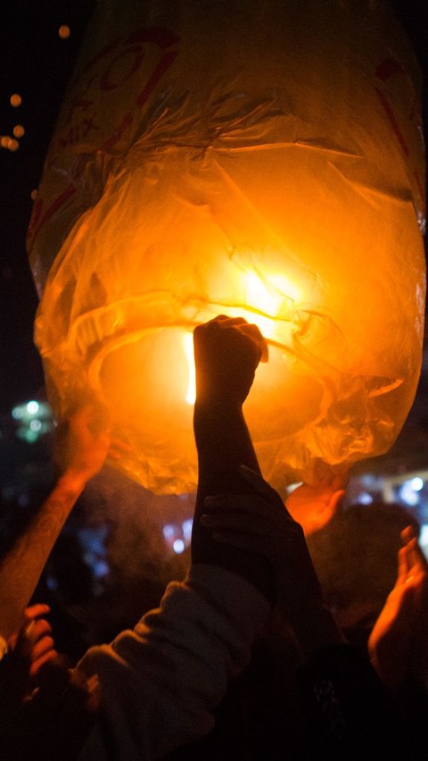 <b>Memaknai Festival Lampion Borobudur, Wujudkan Impian dan Panjatkan Harapan di Hari Raya Waisak</b><br>