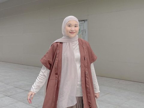 Japanese Vibe Hijab Style, Rely on Flowy Pastel Outfit