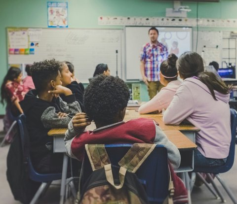 Cool and Stylish! Teacher Wears Outfit Made by Students for Teaching