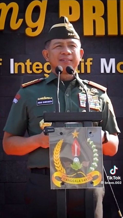 Momen Panglima TNI Agus Subiyanto Beri Hadiah Umrah untuk Prajurit yang Rajin Salat Subuh Berjemaah di Masjid, Tuai Pujian