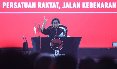 Hal itu sebagaimana diungkapkan Ketua DPP Djarot Saiful Hidayat. Djarot menyatakan, bahwa yang diundang dalam rakernas hanya internal partai.