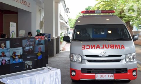 Terungkaplah Alasan Mengapa Tulisan Ambulance Dibuat Terbalik