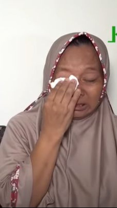 Sambil Menangis Sesenggukan, Kartini Ibu Pegi Setiawan Curhat kepada Dedi Mulyadi 'Saya Mumet Pak'